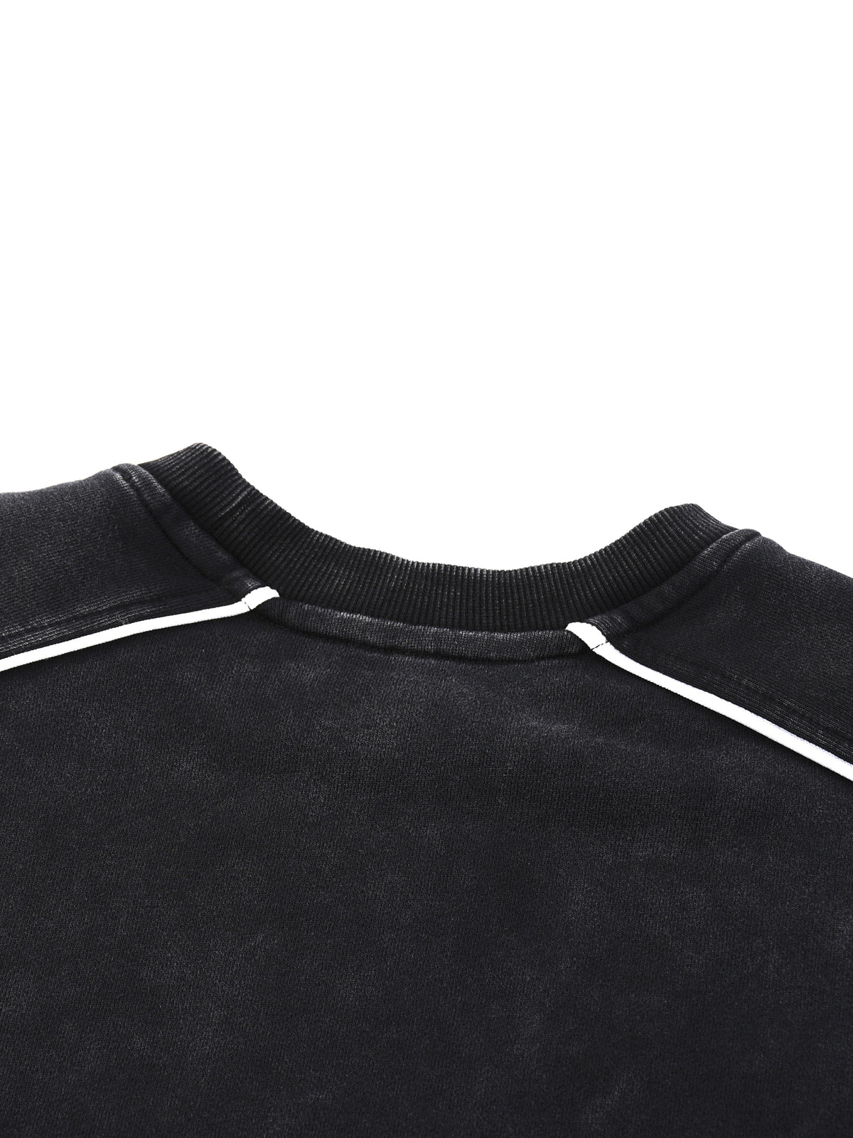 sweater,pullover